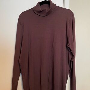 Women's Turtleneck Sweater - Brown